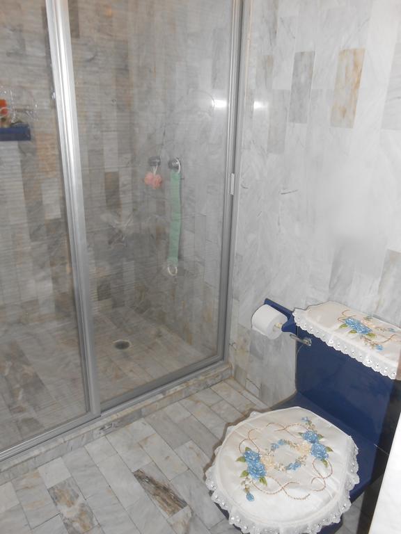 B&B Roca Sola Acapulco Eksteriør billede